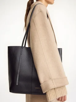 Best By Malene Birger Abilso tote i læder Black