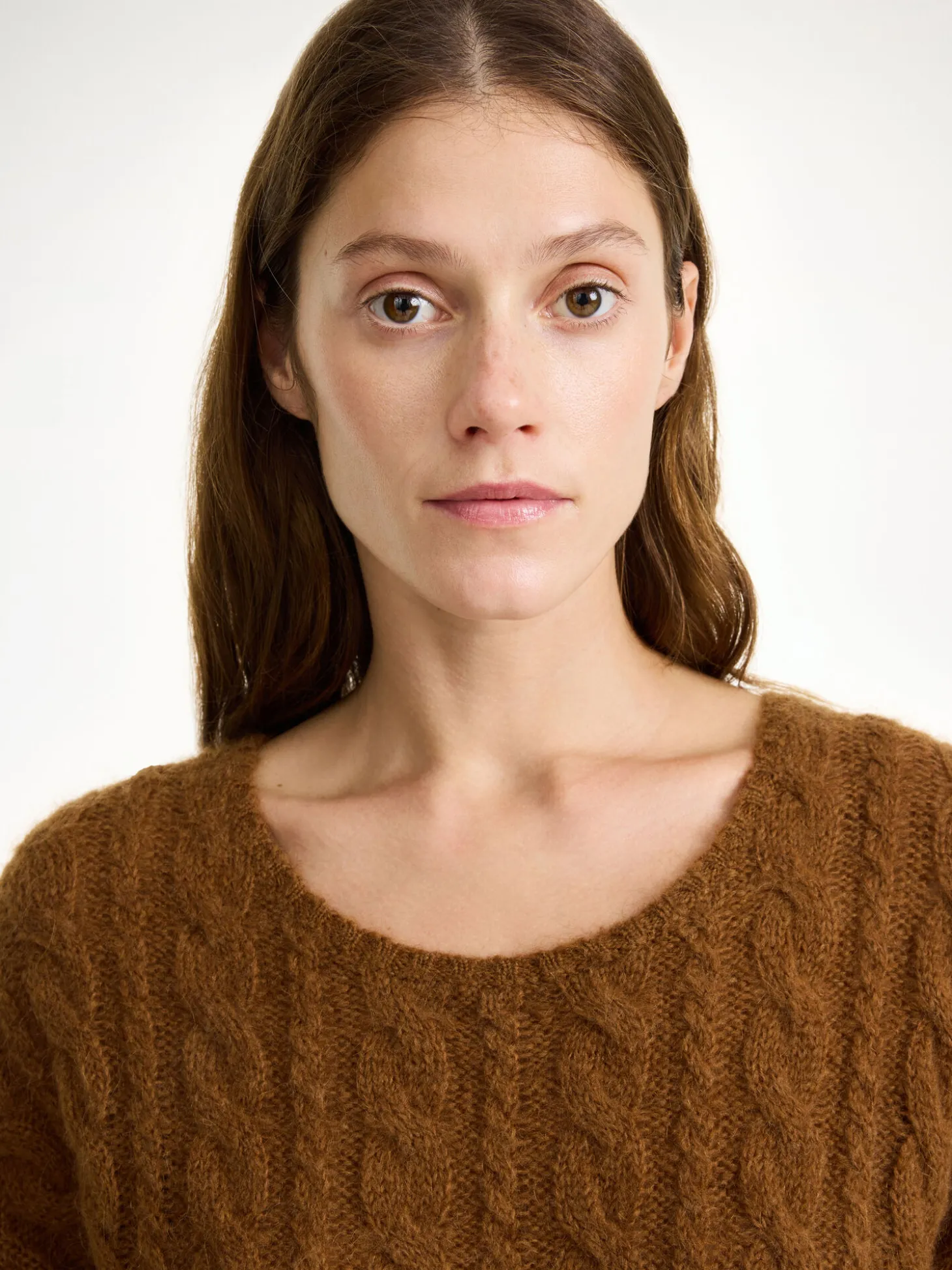 Outlet By Malene Birger Cierra sweater i kabelstrik Bison