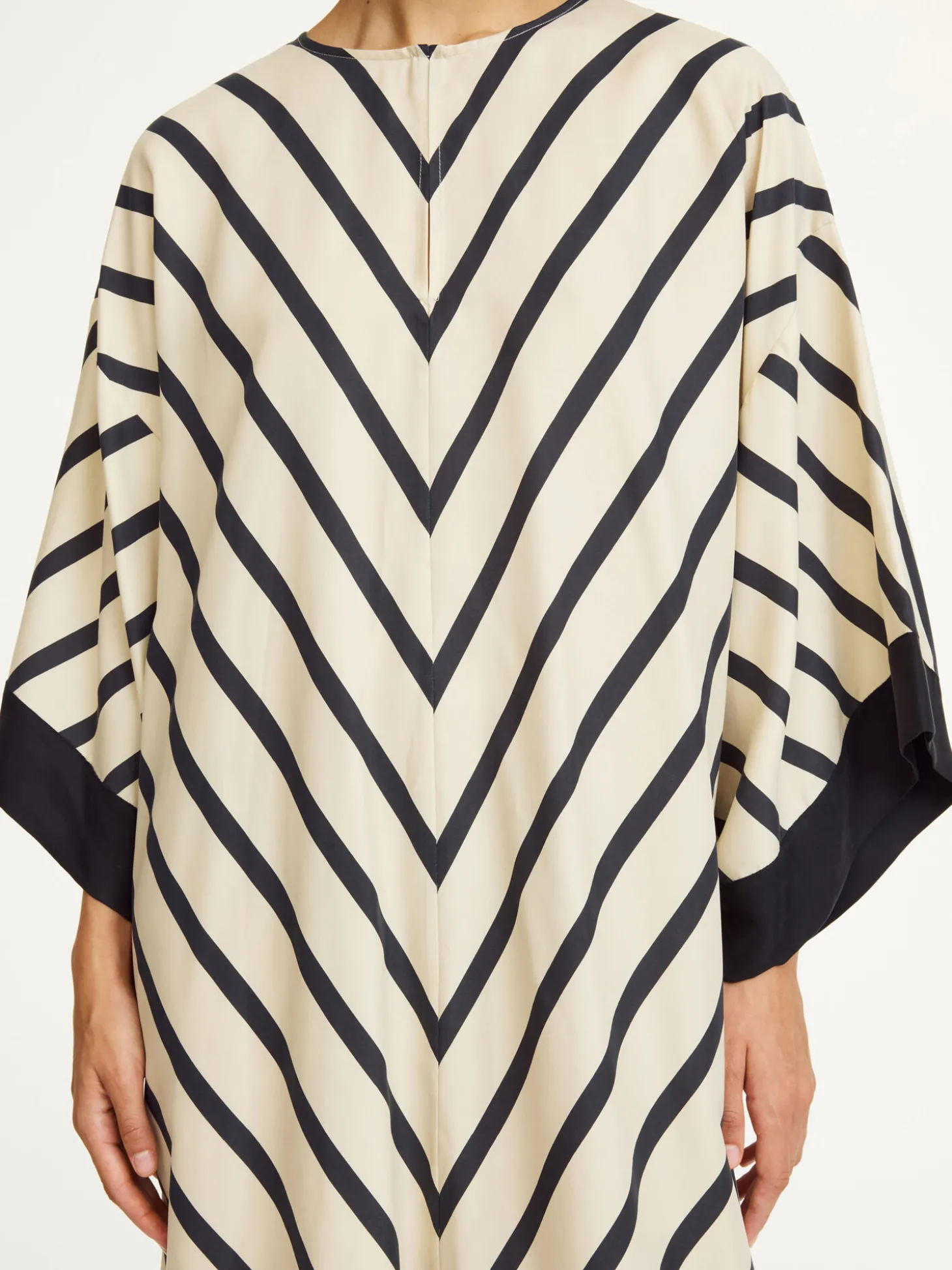 Clearance By Malene Birger Cime midikjole DiagonalStripe