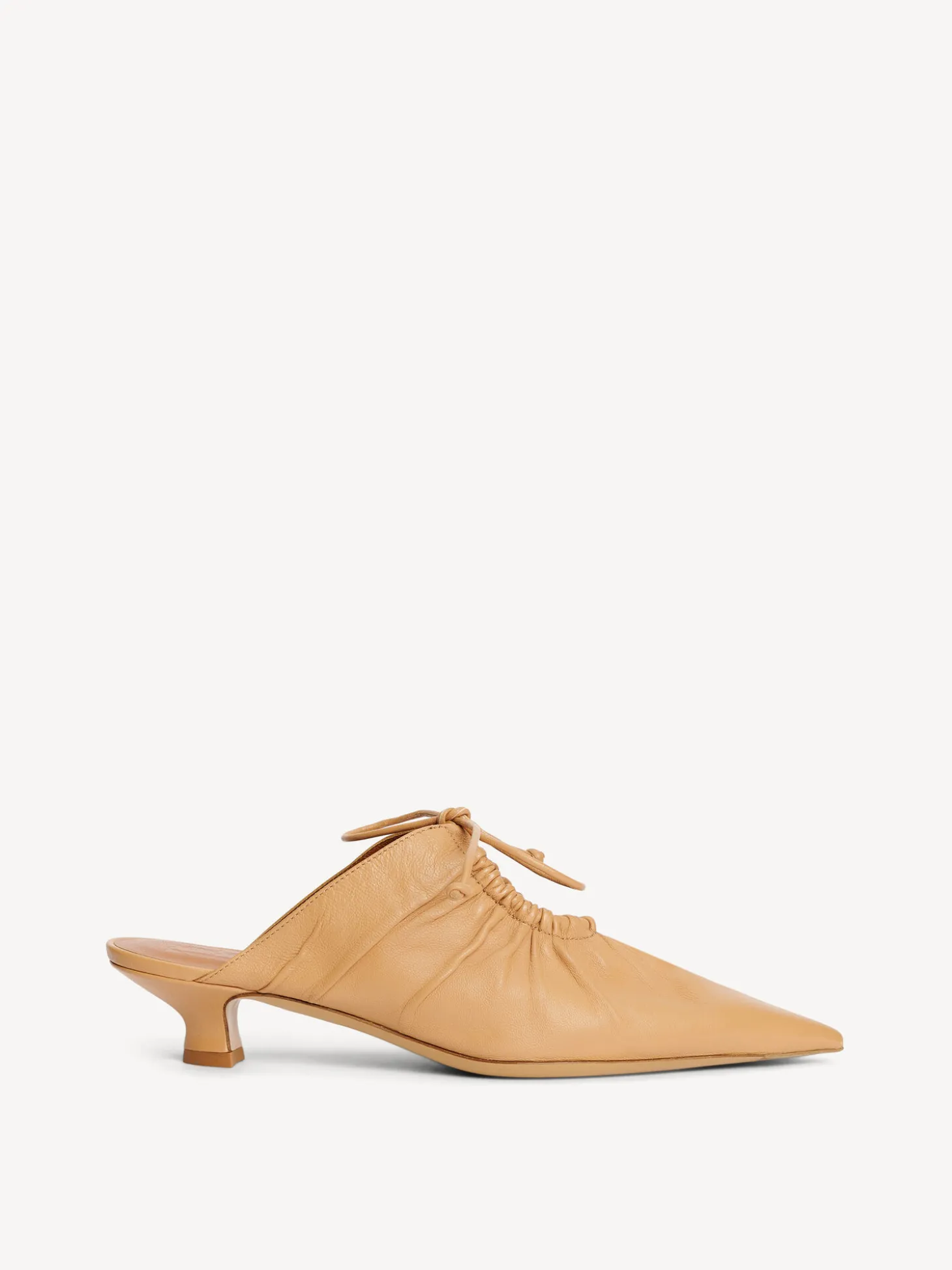Online By Malene Birger Masey mules i læder SandBeige
