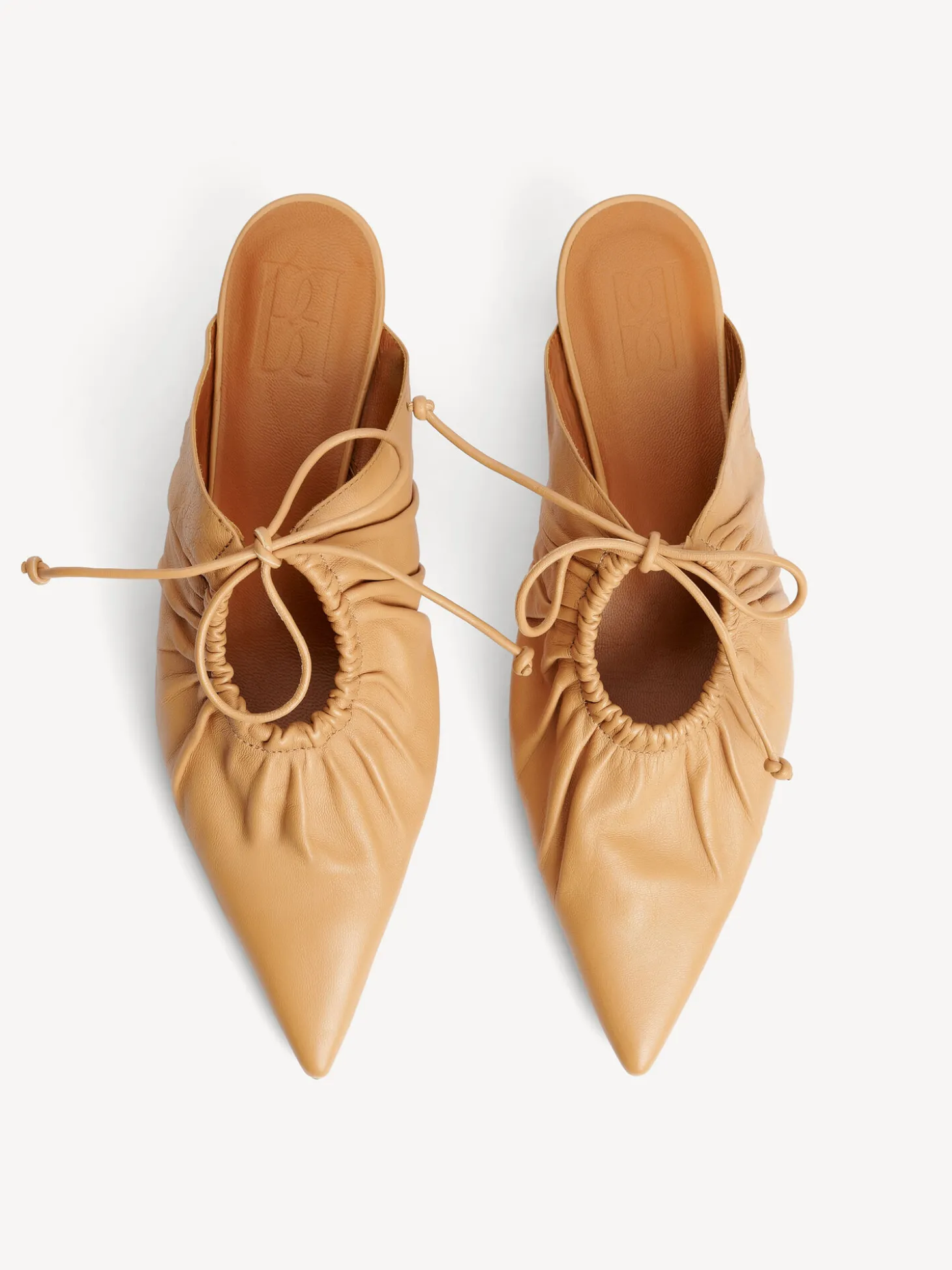 Online By Malene Birger Masey mules i læder SandBeige