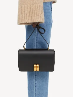 Discount By Malene Birger Noval skuldertaske i l&aelig;der Black