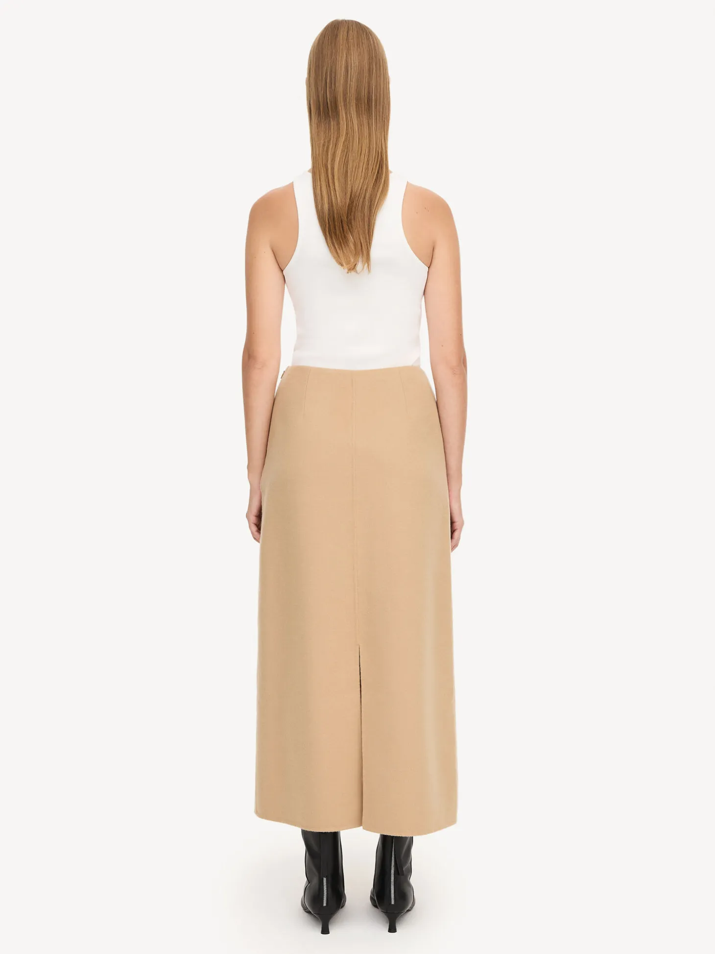 Online By Malene Birger Palomie midinederdel DarkSand