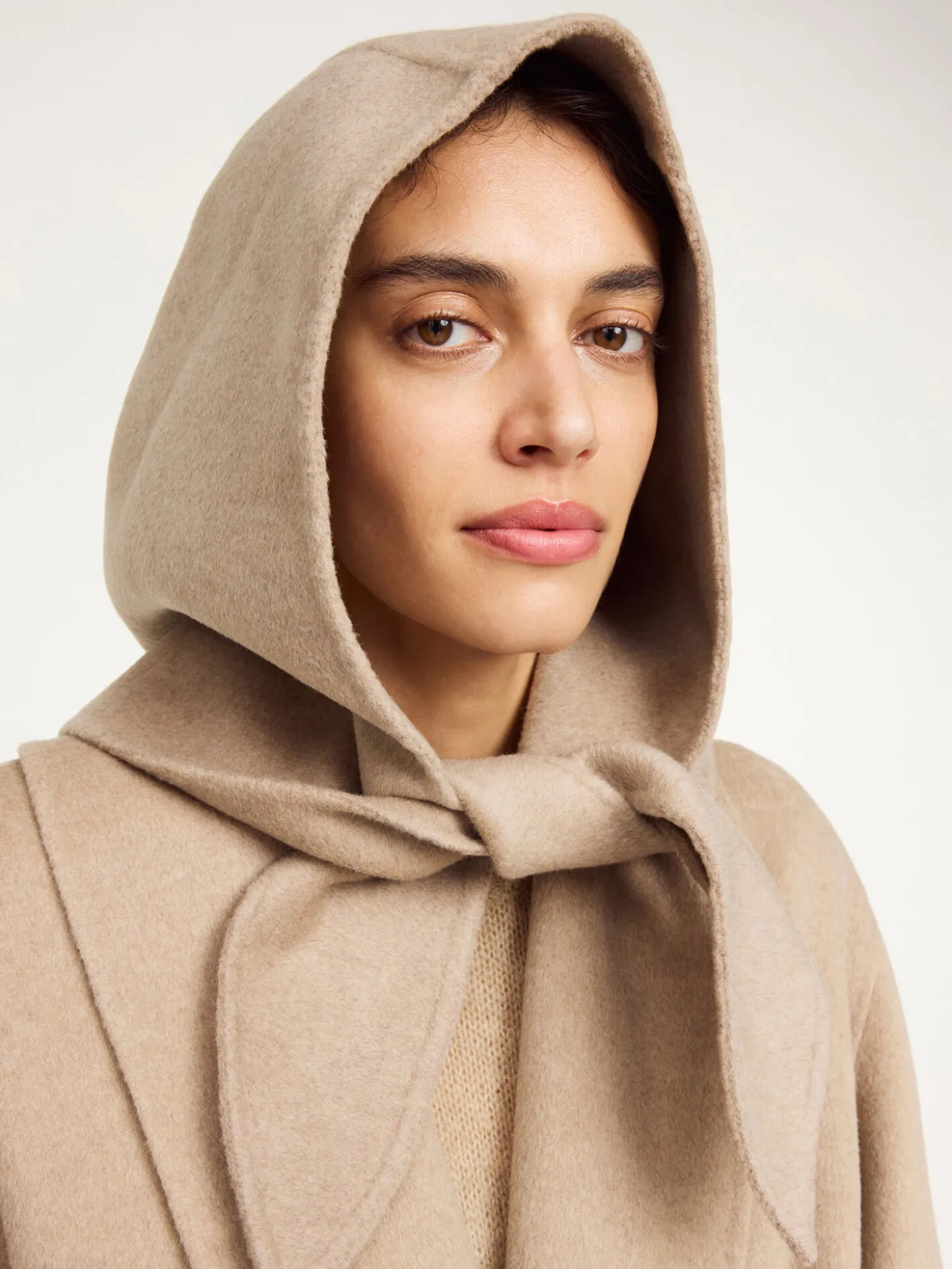 New By Malene Birger Tianne hætte i uld GreyBrownMelange